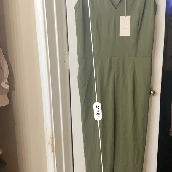 Beachcore V-Neck Sleeveless Jumpsuit  Romper Size M Green A New Day Casual core - Picture 6 of 6